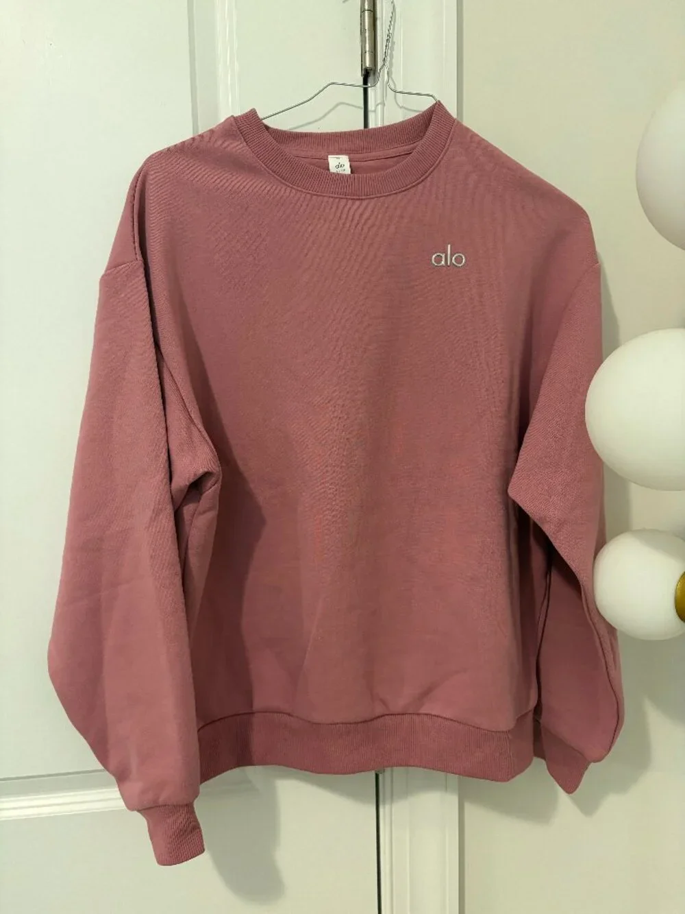 NWOT ALO Yoga Accolade Crew Neck Pullover, Wild Rose Pink Sweatshirt Sz S